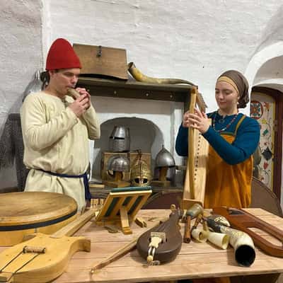 Экскурсия «Музыка сквозь время»