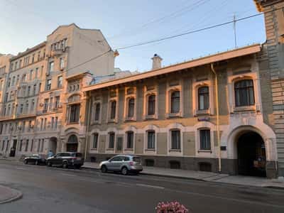 Вдохновенная Поварская улица