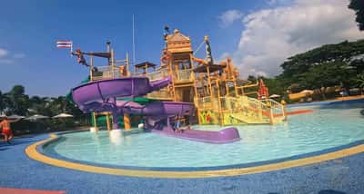 В аквапарк Рамаяна на автобусе + входной билет
