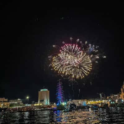 Вечерняя морская прогулка по проливу Босфор Восточный