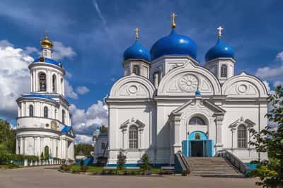 Экскурсия в Боголюбово и к церкви Покрова на Нерли