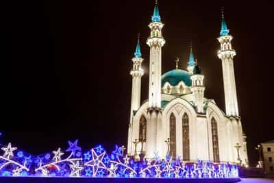 Вечерний новогодний Кремль с легендами и сказками