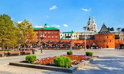 От Большого театра до Святого Владимира: прогулка по центру Москвы