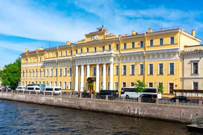 Индивидуальная экскурсия по Санкт-Петербургу «Романовы»