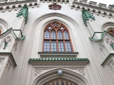 Великолепный Петергоф: фонтаны, парк Александрия и Фермерский дворец