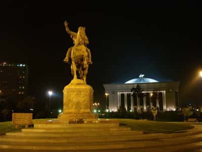 Ташкент: на пересечении историй