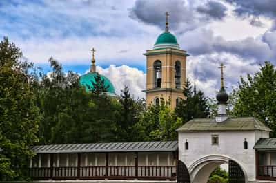 По святым местам Спиридона Тримифунтского