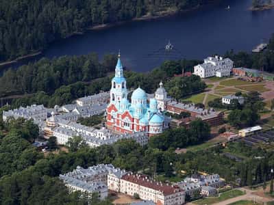 Путешествие на Валаам и к Ладожским шхерам на катере