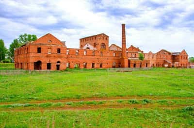 Вокруг Уфы: село Воскресенское и металлургический завод