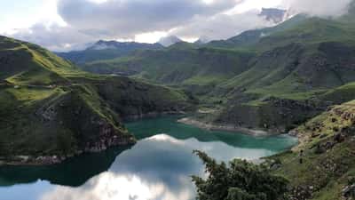 Индивидуальная экскурсия на Эльбрус и озеро Гижгит из Ессентуков