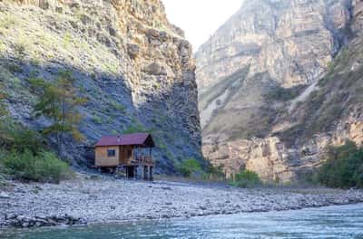 Приключение ждёт: Сарыкум, Сулакский каньон, Чиркейское водохранилище