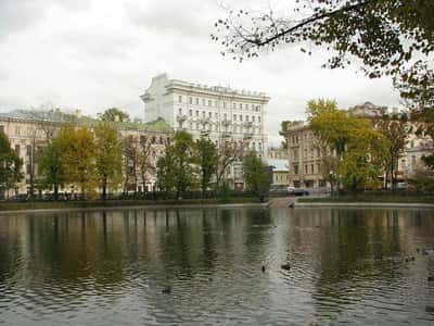 Бульварное кольцо Москвы: Чистопрудный бульвар
