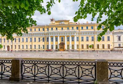 Юсуповский дворец: по княжеским жилым покоям