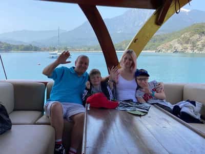 Прогулка на пиратской яхте по Средиземному морю