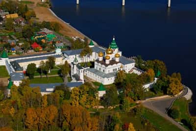 Экскурсия по Костроме - от эпохи крепости до современности