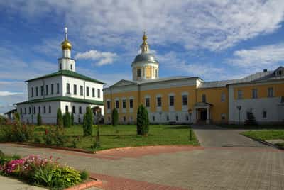 Обзорная экскурсия по Коломенскому кремлю