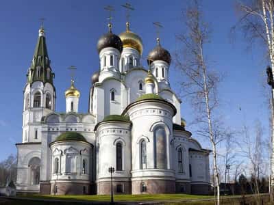 Возрожденные святыни Истринского края