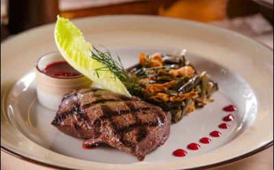 К новогоднему столу: шоколадная фабрика и вкус Сибири