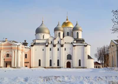 Стражи Северной Руси. Зимний автобусный тур в Великий Новгород и Псков