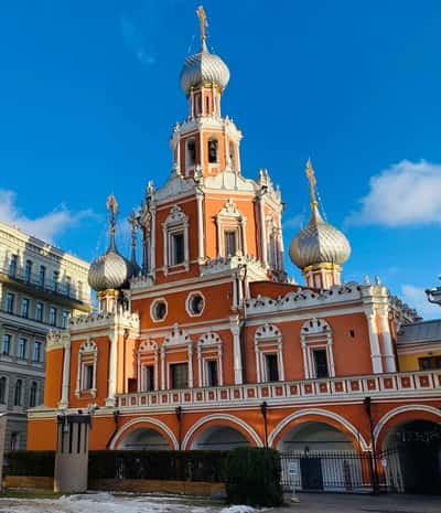 Литературная квест-экскурсия в центре Москвы