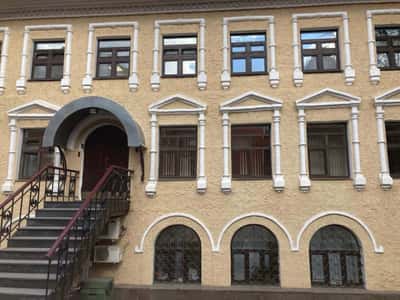 «Были и небыли Бронных»: пешеходная экскурсия по Большой и Малой Бронным