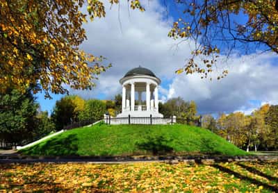 Кострома: экскурсия по центру города и подъём на колокольню Богоявленского собора