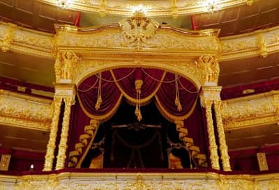 В Большой театр