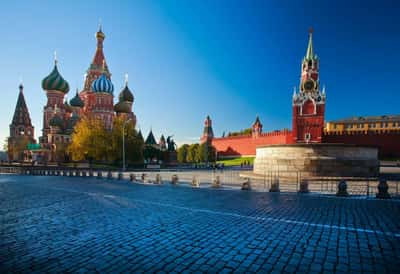 Вокруг стен Древнего Кремля