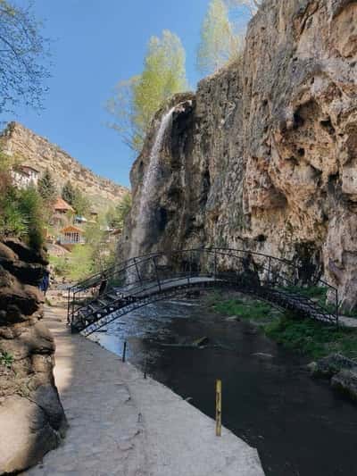 Медовые водопады + купание в термальных источниках