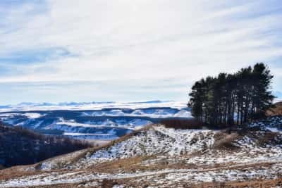 Конная прогулка, гора Кольцо и Замок коварства и любви