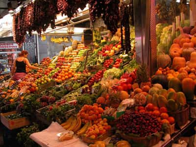 Аутентичные рынки и знакомство с местной едой: гастрономическая экскурсия