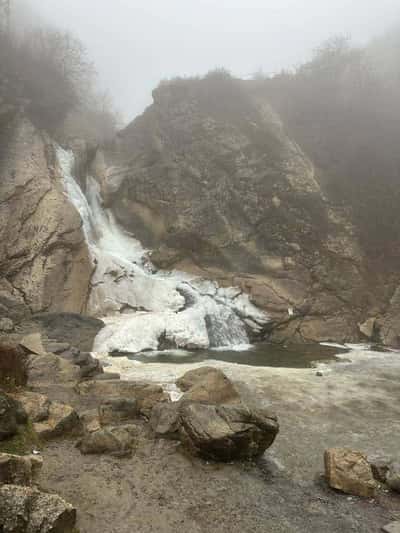 Загадочные красоты Дагестана: Хучнинский водопад и экраноплан «Лунь»