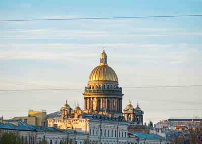 Дворцы и усадьбы петербургской знати