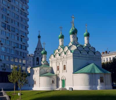 Аристократическая Поварская