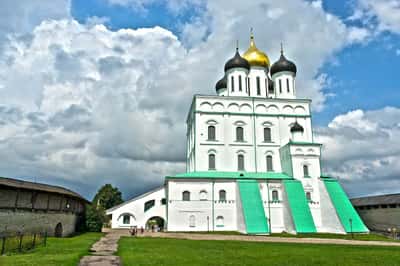 Псков - Изборск - Печоры для школьных групп
