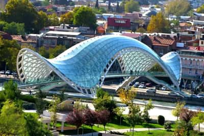 Прогулка по душе города: Тбилиси с любовью
