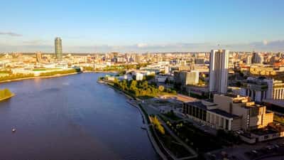 Обзорная экскурсия по Екатеринбургу: история и современность