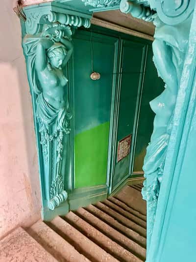 Петербургские Закулисье: Экскурсия для Любопытных Носов