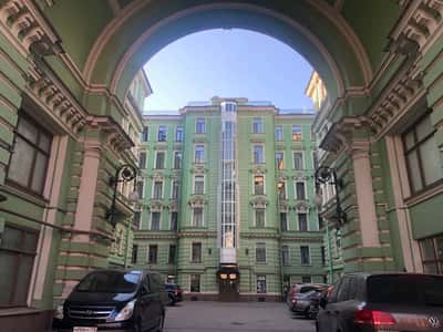 Самостоятельный тур «Такой разный Петербург: архитектура города на Неве»