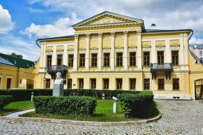 По Немецкой и Басманной слободе с чаепитием в «Депо - Три вокзала»