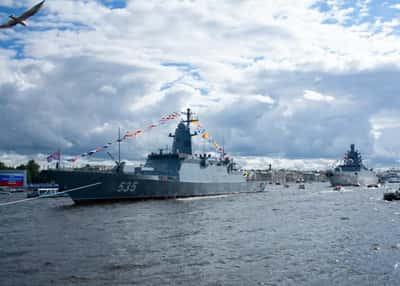 День военно-морского флота в Петербурге