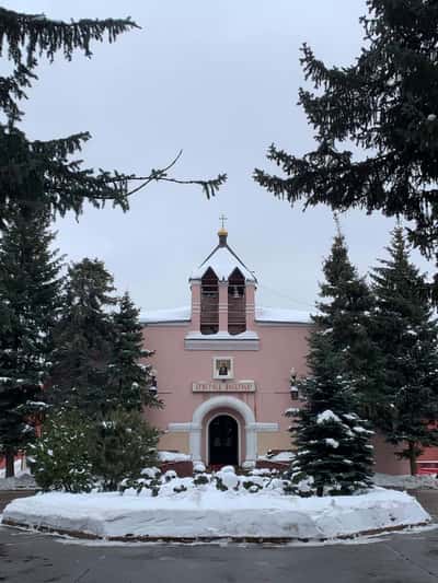 Новое Донское кладбище: на стыке двух эпох