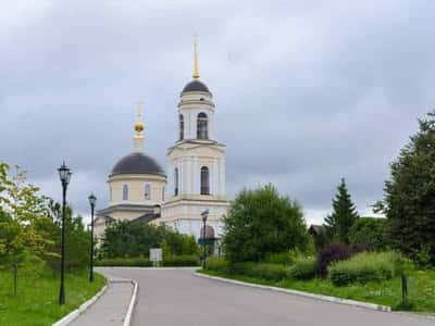 Гремячий ключ живой воды: Гремячий ключ - Радонеж - Троице-Сергиева Лавра