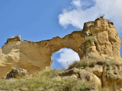 Медовые водопады и гора Кольцо из Кисловодска