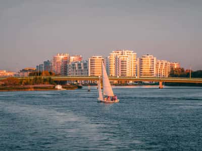 Аренда парусной яхты для фотосессии и прогулки