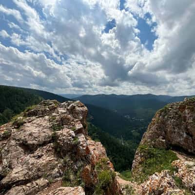 Групповая экскурсия на Торгашинский хребет по самой длинной лестнице России