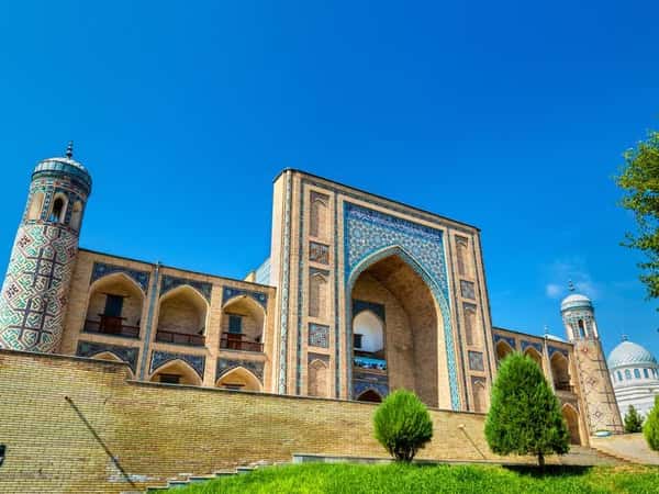 Ташкент 3 в 1: Старый город, Ташкент-Сити и обед в центре плова
