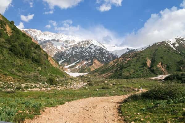 Путешествие в горы Тянь-Шаня: из Ташкента на авто