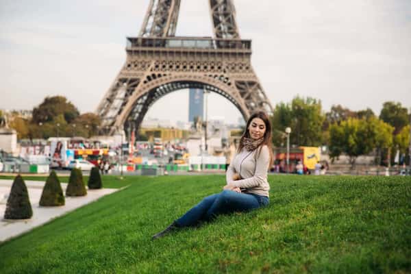 Уличная фотосессия у Эйфелевой башни