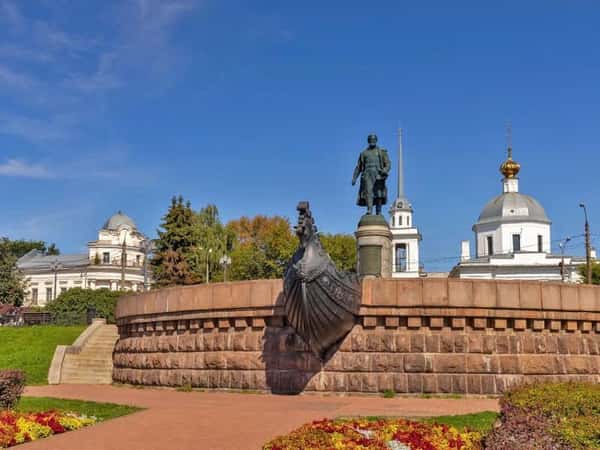 Исследовать Тверь на прогулке-квесте